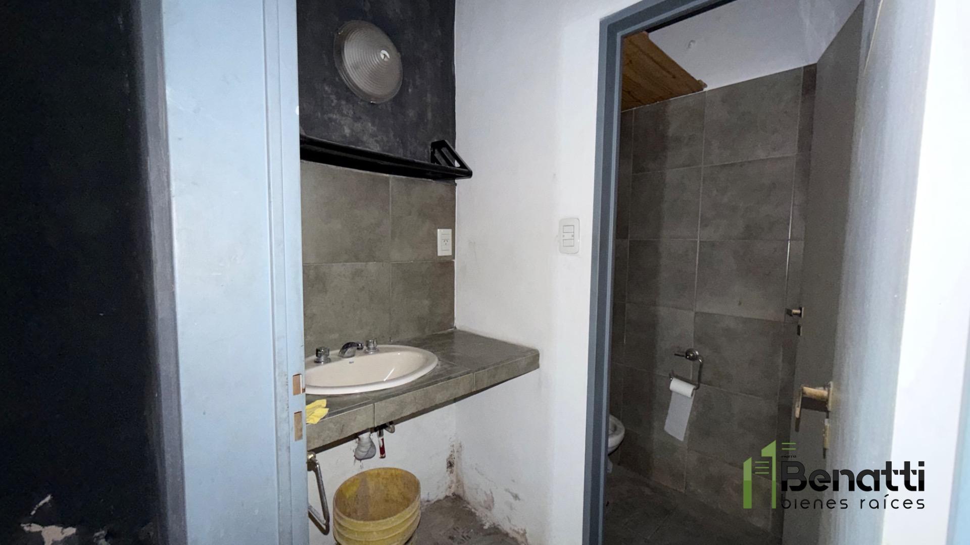 Local en alquiler a metros de av de mayo