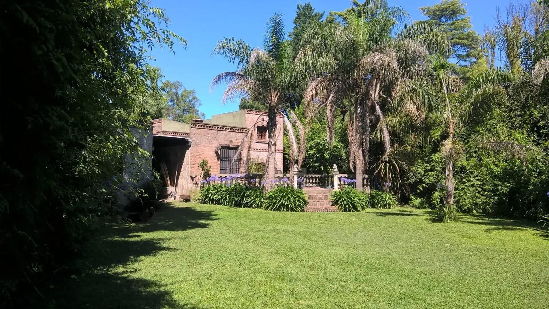 Casa 4 ambientes con 3 baños