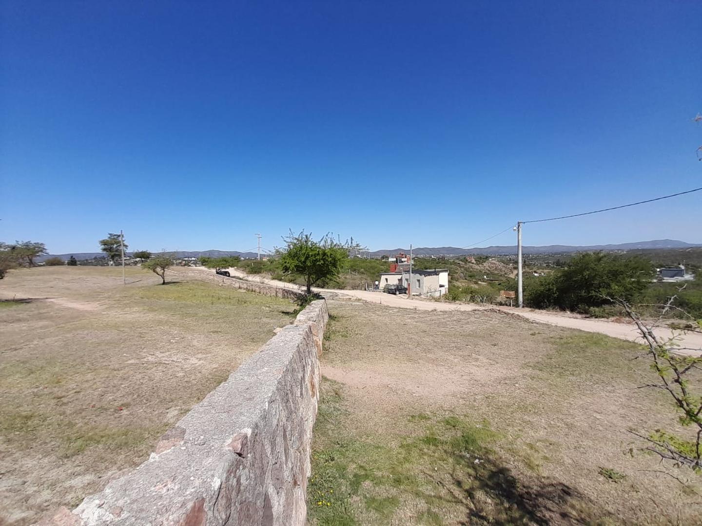 VENTA LOTE DE 1100 METROS ESTANCIA VIEJA CON ESCRITURA