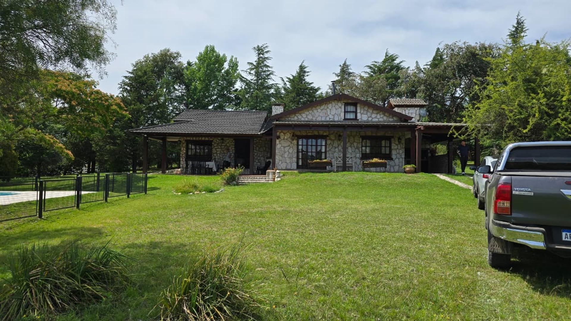 Casa Amoblada En Venta Los Espinillos