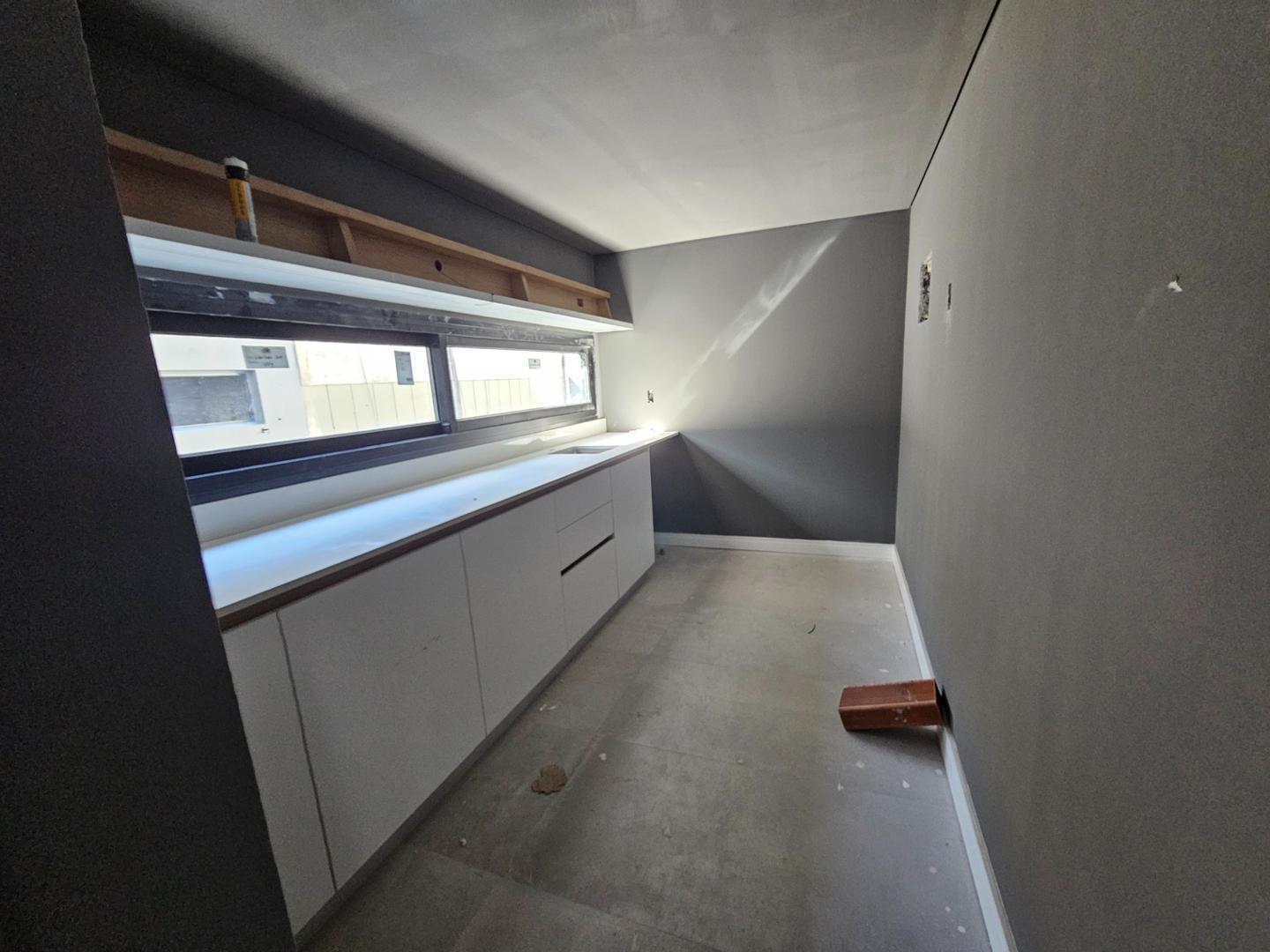 Alquiler excelente Oficina Corporativa