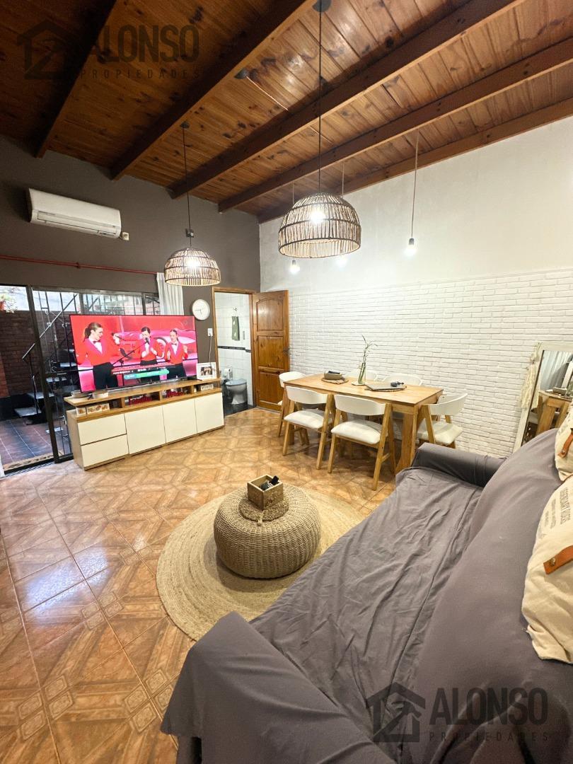 Depto Tipo Casa en Venta 20 años