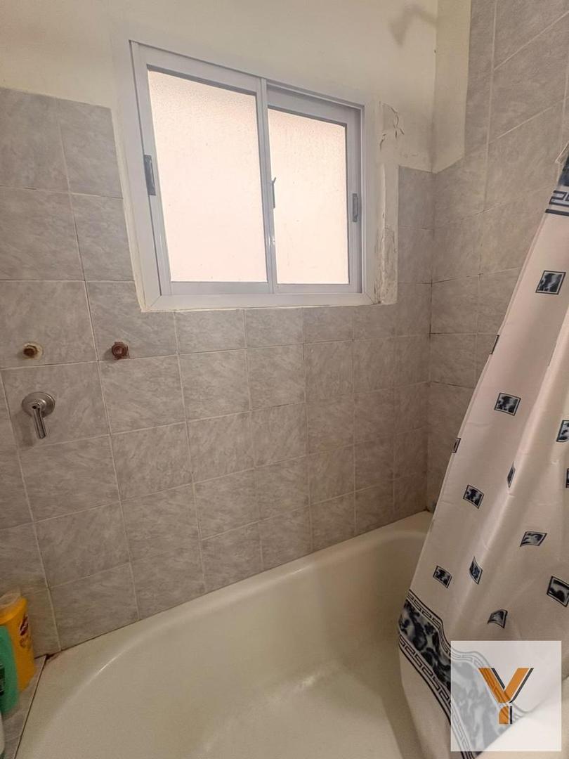 Depto Tipo Casa 2 ambientes con 1 baño
