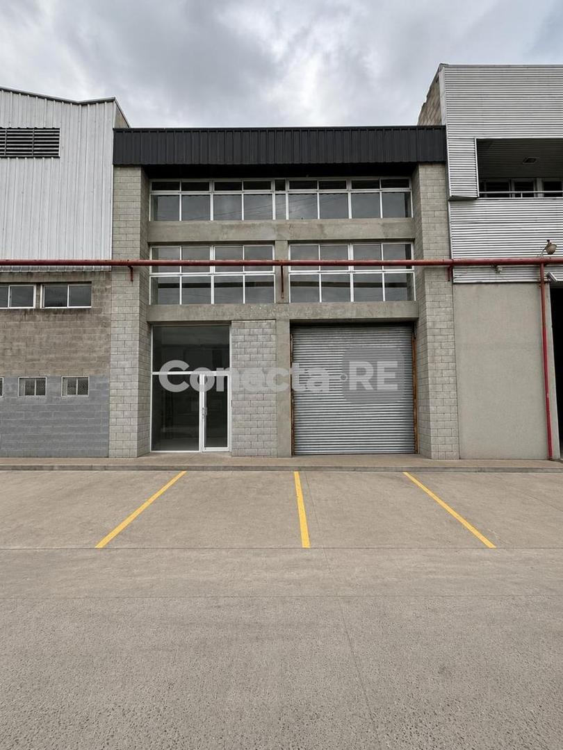 Depósito 600 m² en Alquiler - Parque Industrial Moron