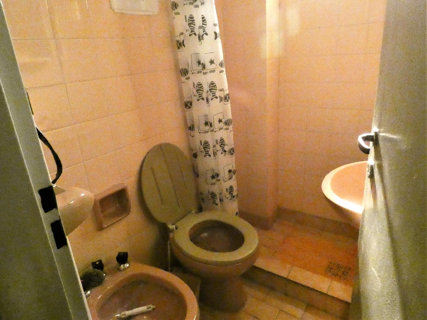 OPORTUNIDAD MONOAMBIENTE AL FRENTE -BALCÓN 4 CUADRAS DEL MAR