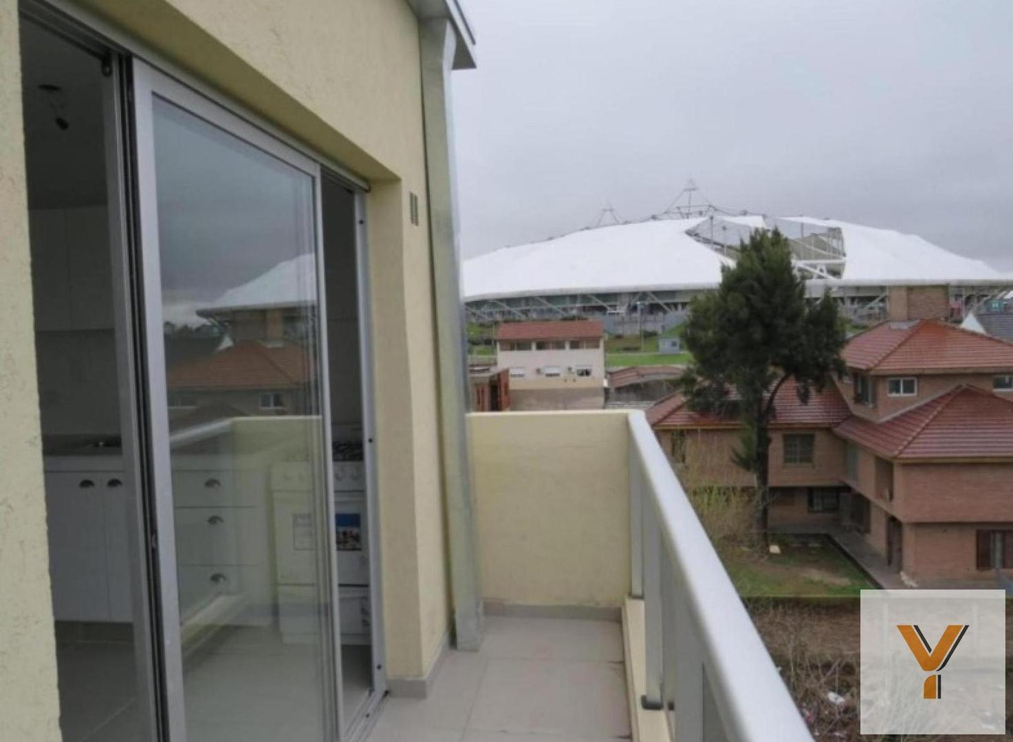 Depto Tipo Casa en Venta 8 años