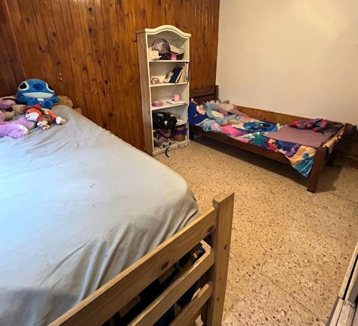 Casa 4 ambientes con 1 baño