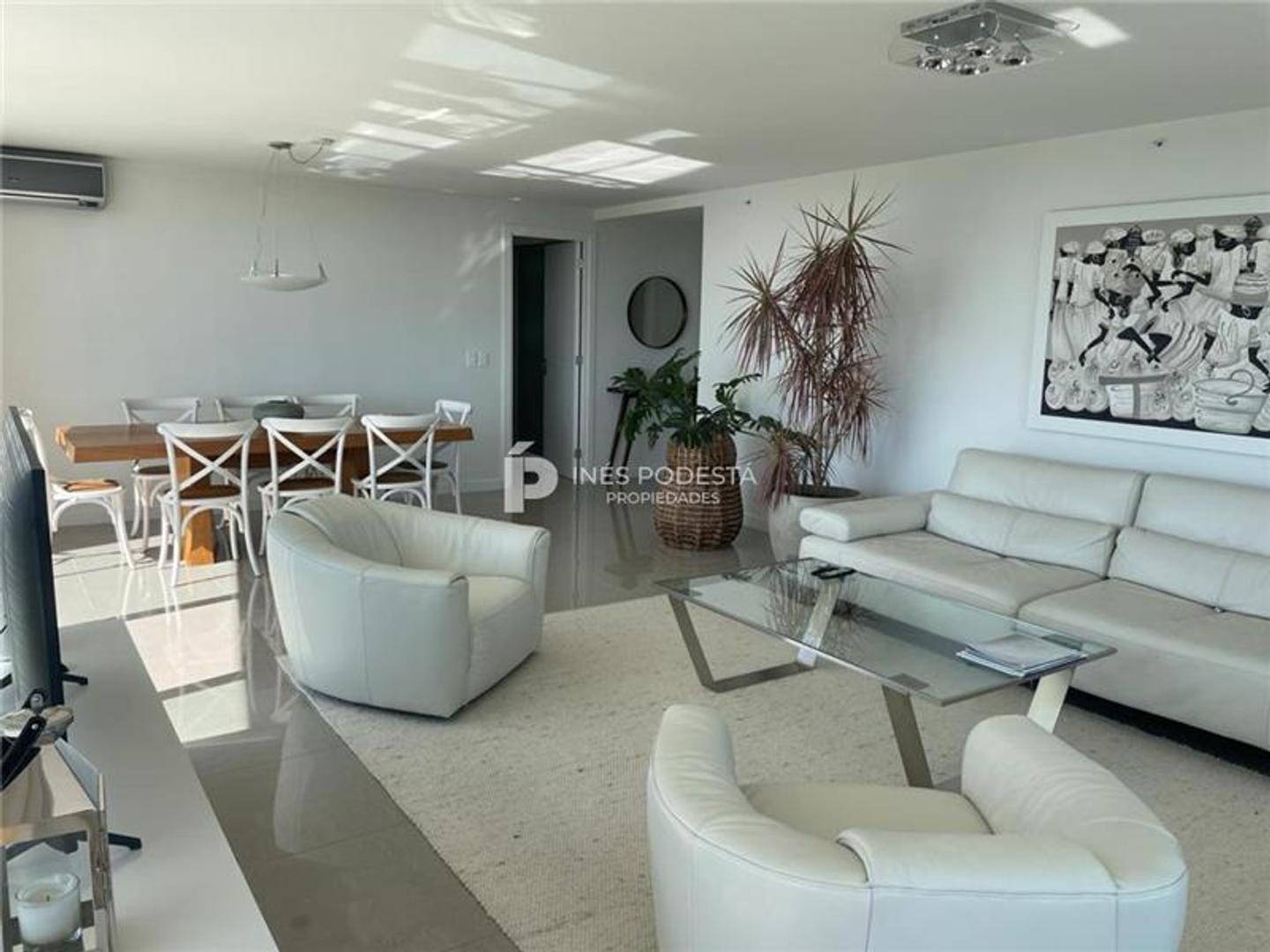 Departamento 5 ambientes con 4 baños