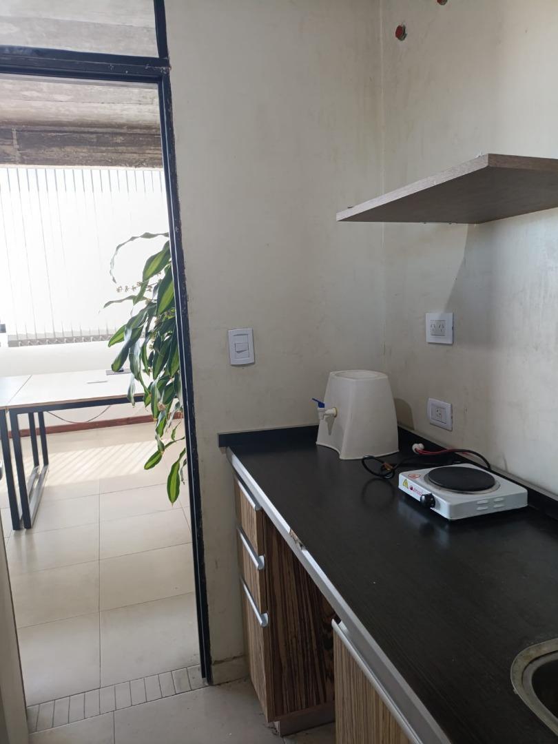 Oficina 2 ambientes con 1 baño