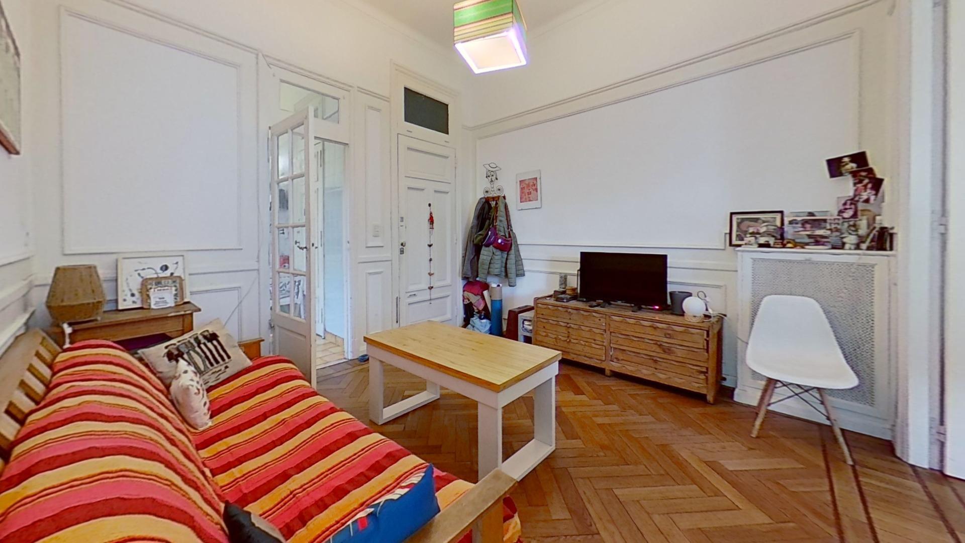 DEPARTAMENTO TIPO PH  ALMAGRO 71 M2