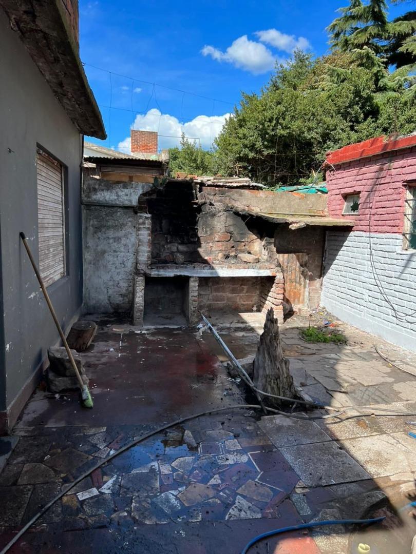 Casa 3 ambientes con 1 baño