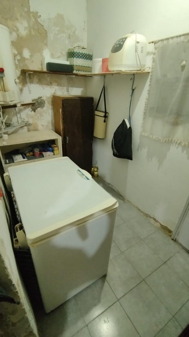 CASA EN LOTE PROPIO :: OPORTUNIDAD :: COCHERA 2 AUTOS