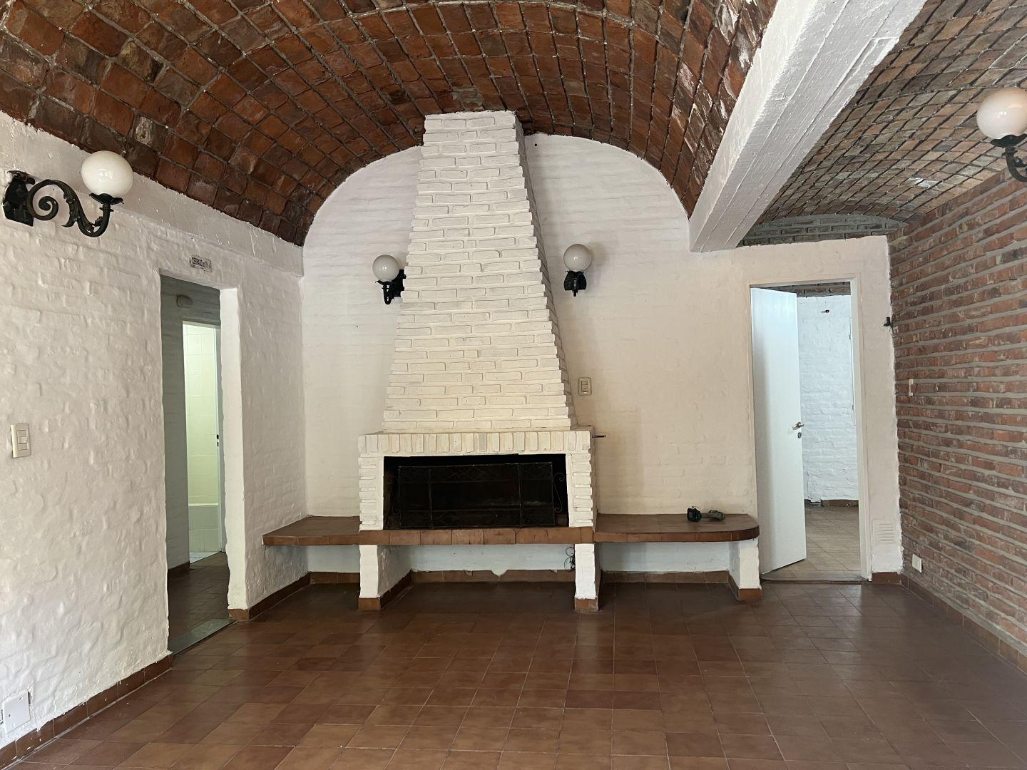 Casa en Alquiler en Benavidez, USD 1.100