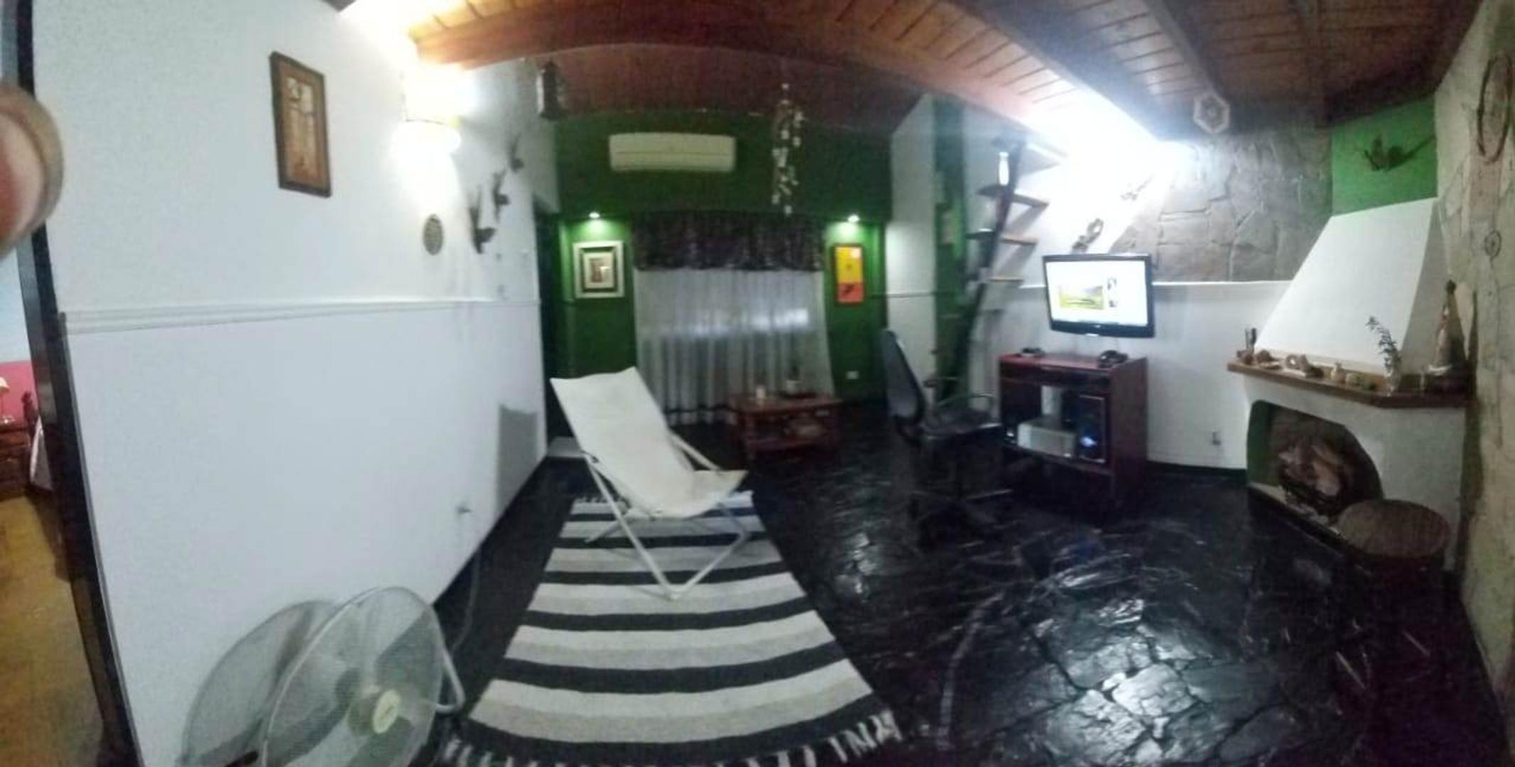 Venta de CASA + TALLER Paso del Rey, Independencia 37