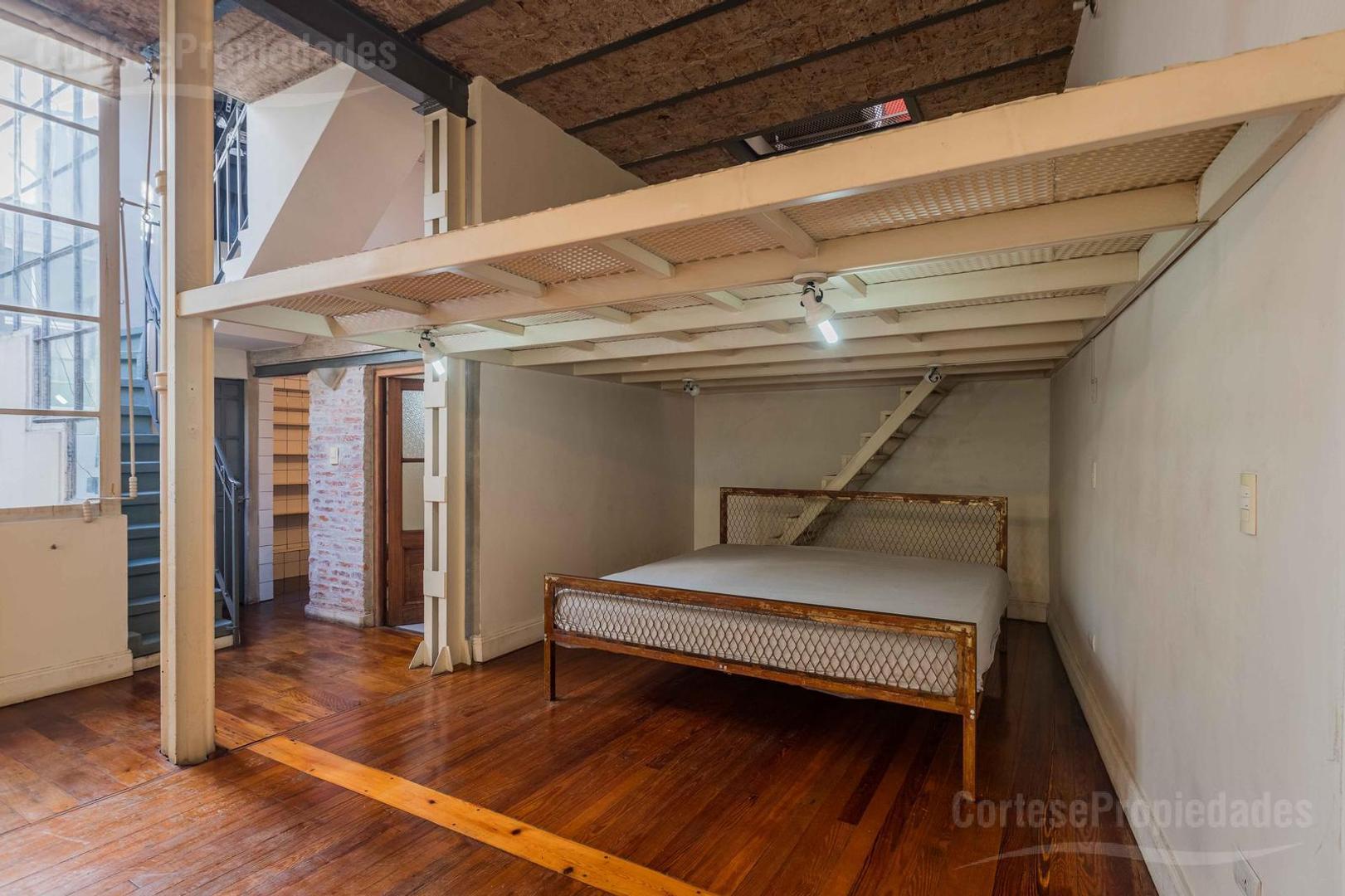 Depto Tipo Casa 4 ambientes con 1 baño