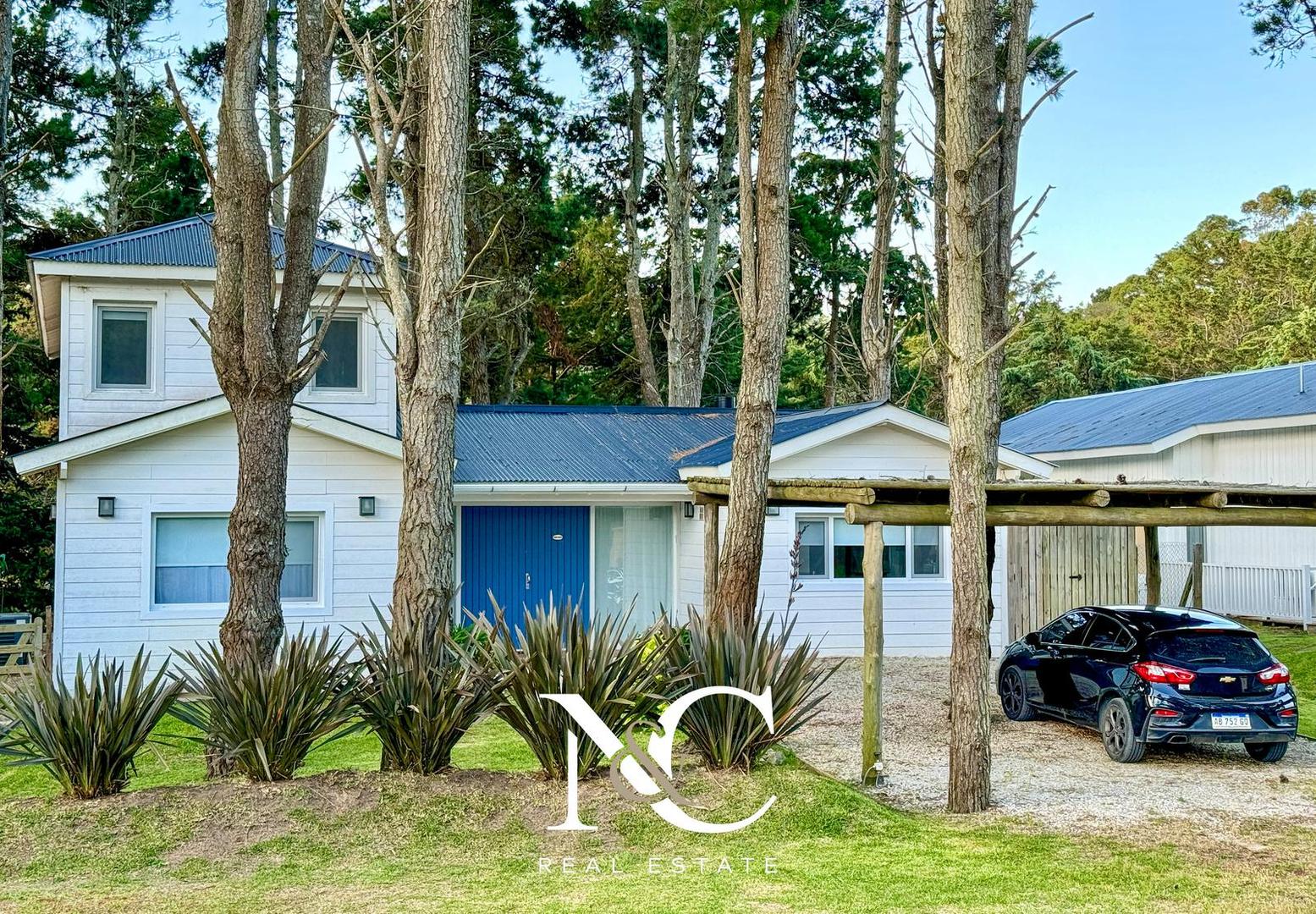 Casa en Venta en Costa Esmeralda, estilo playero