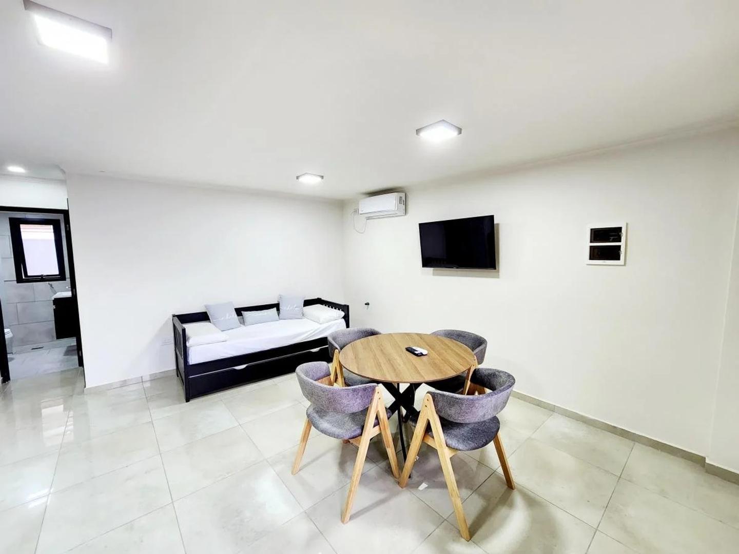 DEPARTAMENTO CARLOS PAZ  - 1 dormitorio con patio