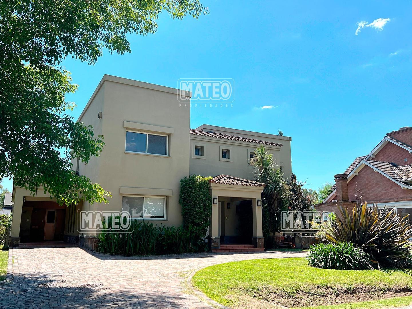 Casa en Alquiler en Campos De Alvarez, USD 2.200