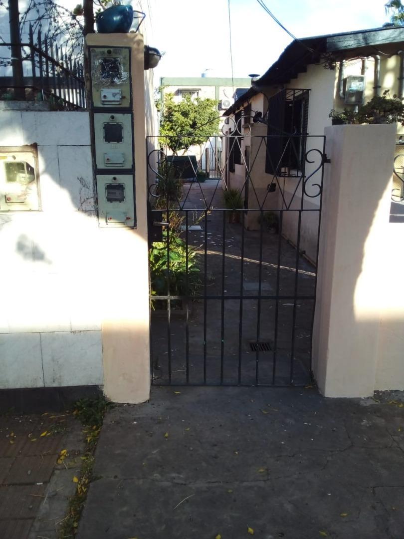 Casa 5 ambientes con 4 baños