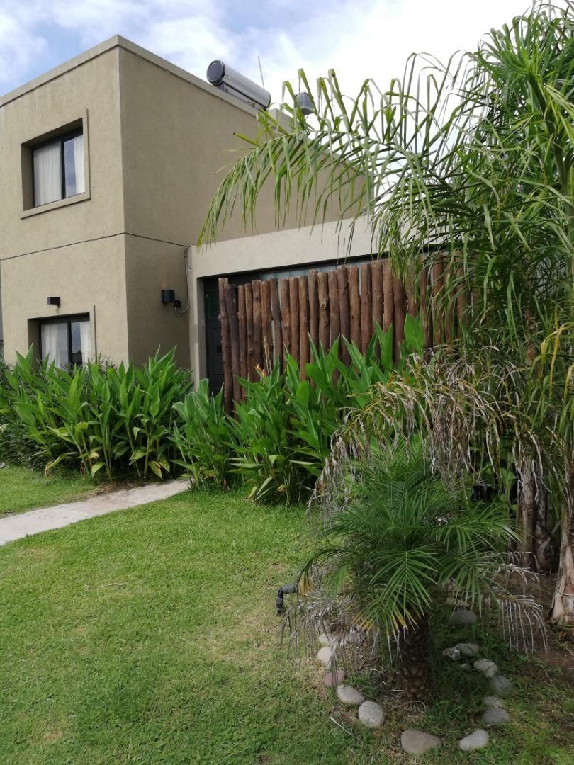 Casa en venta barrio san alfonso Pilar del Este