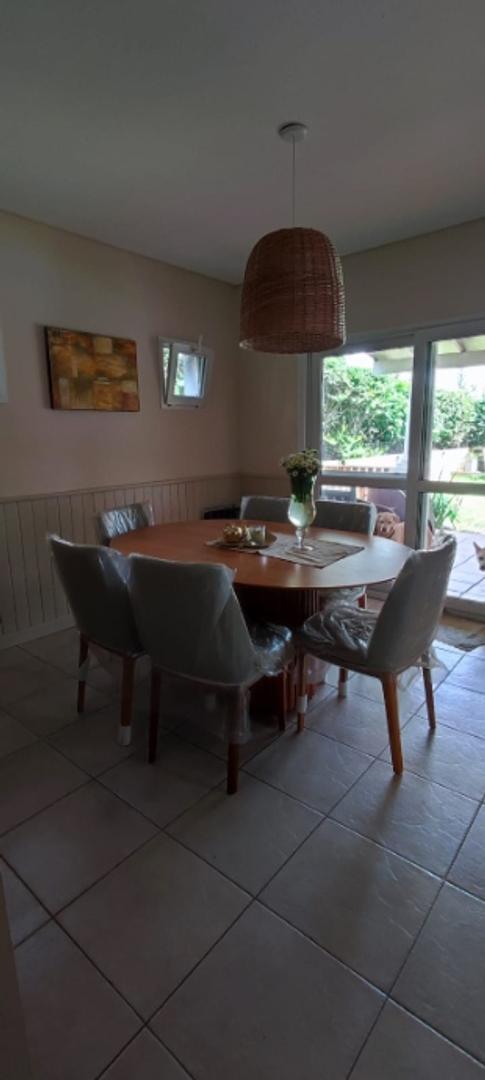 Chalet En Venta En Francisco Alvarez