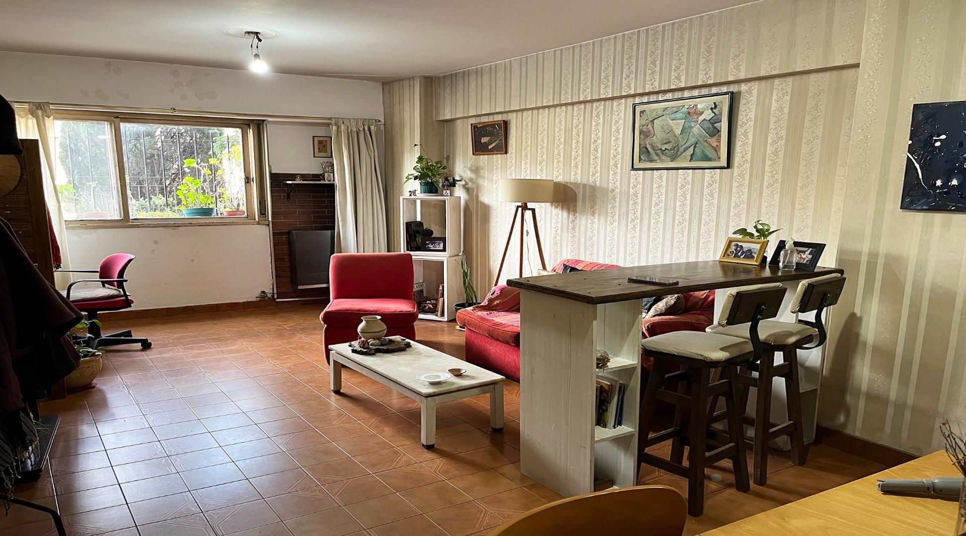 Exc Dto. 5A. Living + Comedor. 4 Dormitorios Cocina + Lav. 2