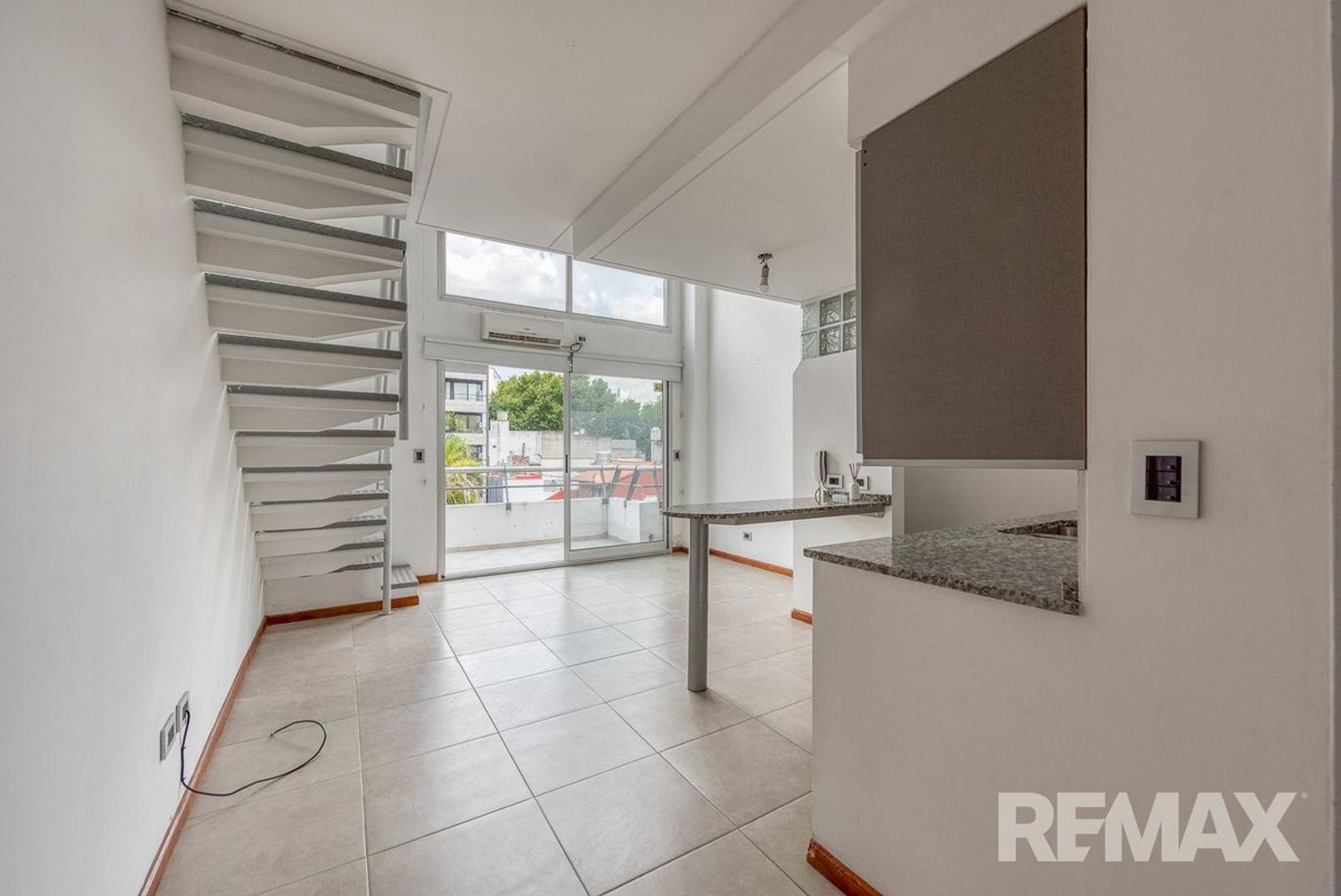 VENTA DUPLEX 2 AMBIENTES EN SAAVEDRA CON BALCON