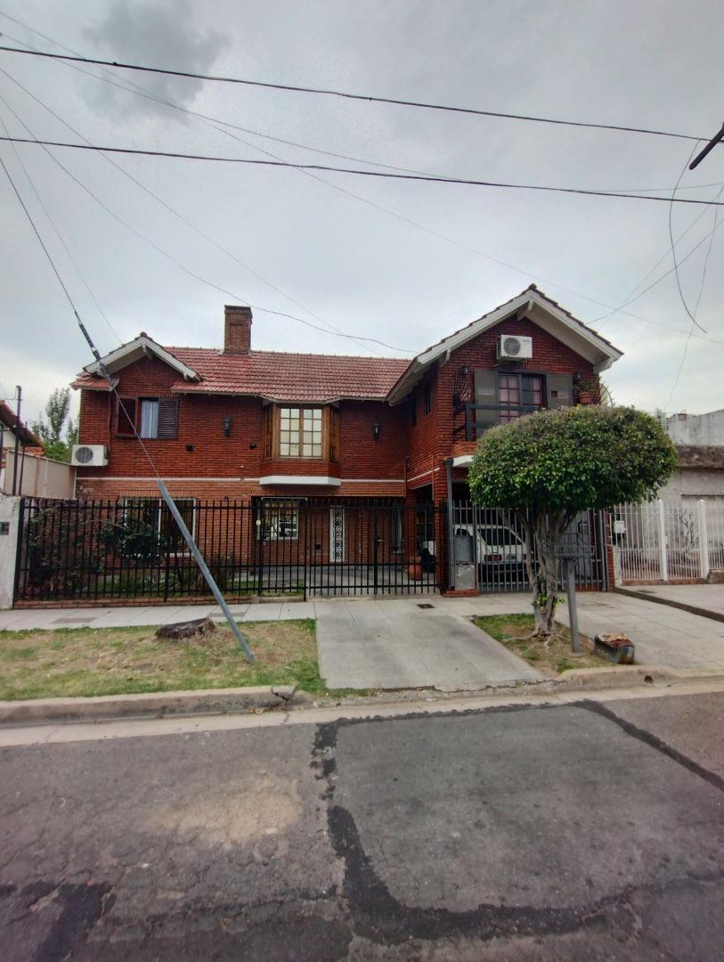 IMPECABLE DEPARTAMENTO 3 AMBIENTES SIN EXPENSAS