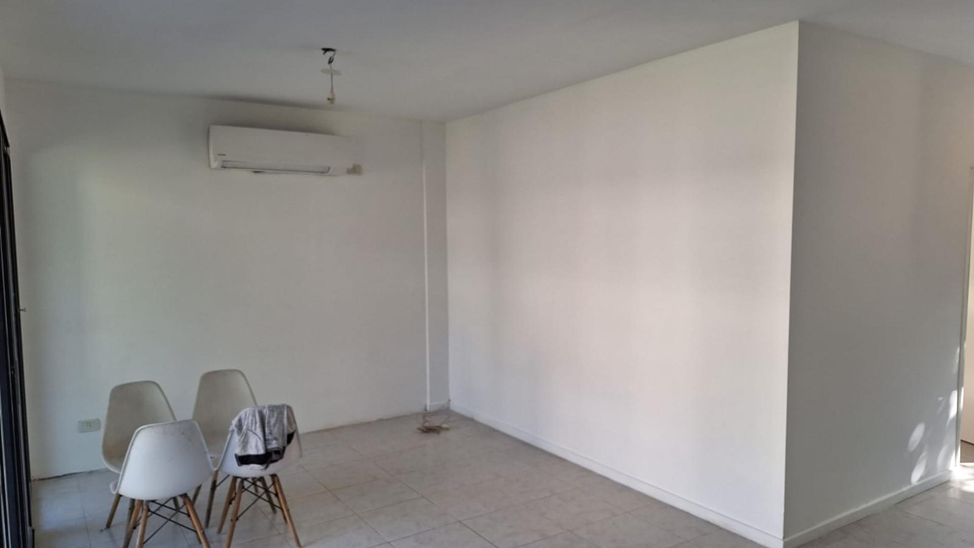 Departamento en alquiler - De Vicenzo, edificio Pircas