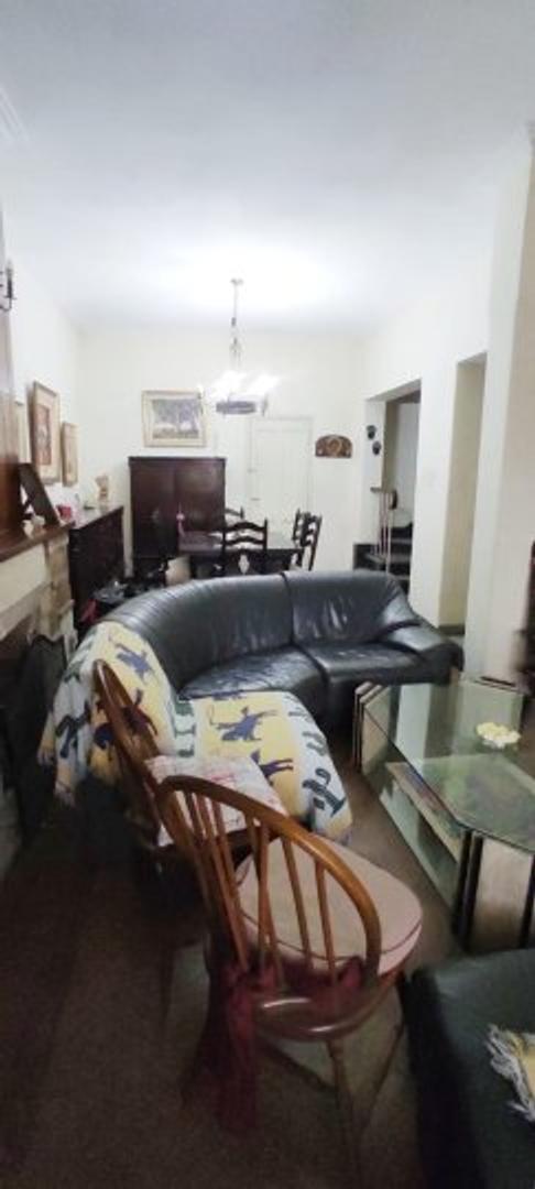 Casa de 4 dormitorios  San Martin al 4200