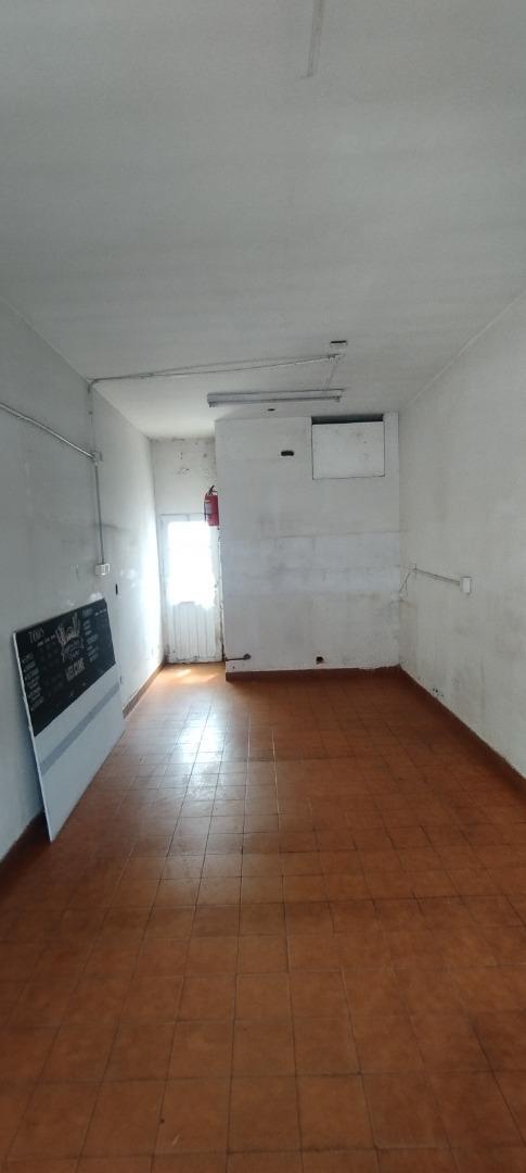 Local en Alquiler en Boulogne, $ 680.000