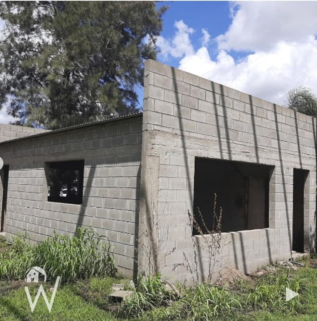 VENDO o PERMUTO  NAVE Industrial a terminar