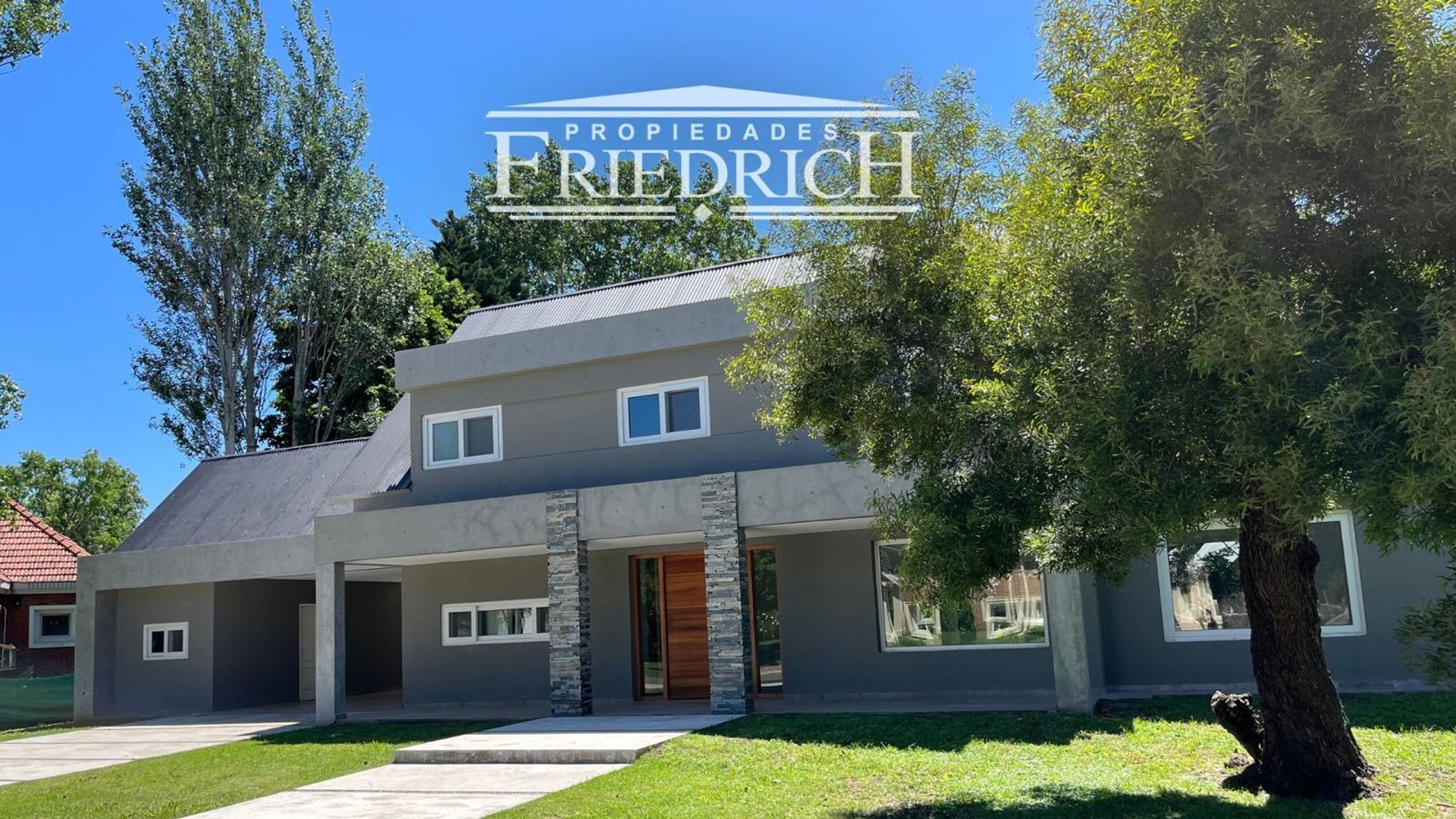 Casa en Venta de 5 dormitorios