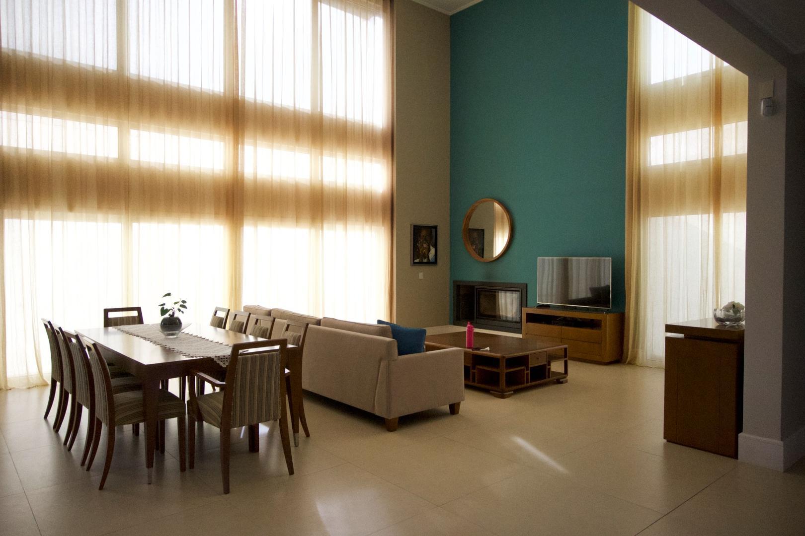 Ruta 9, Km 137, B2942 Baradero, Provincia De Bueno