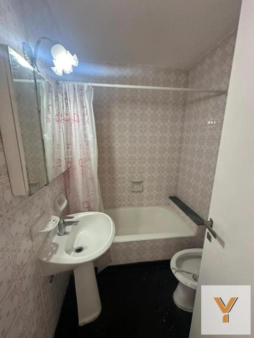 Departamento 2 ambientes con 2 baños