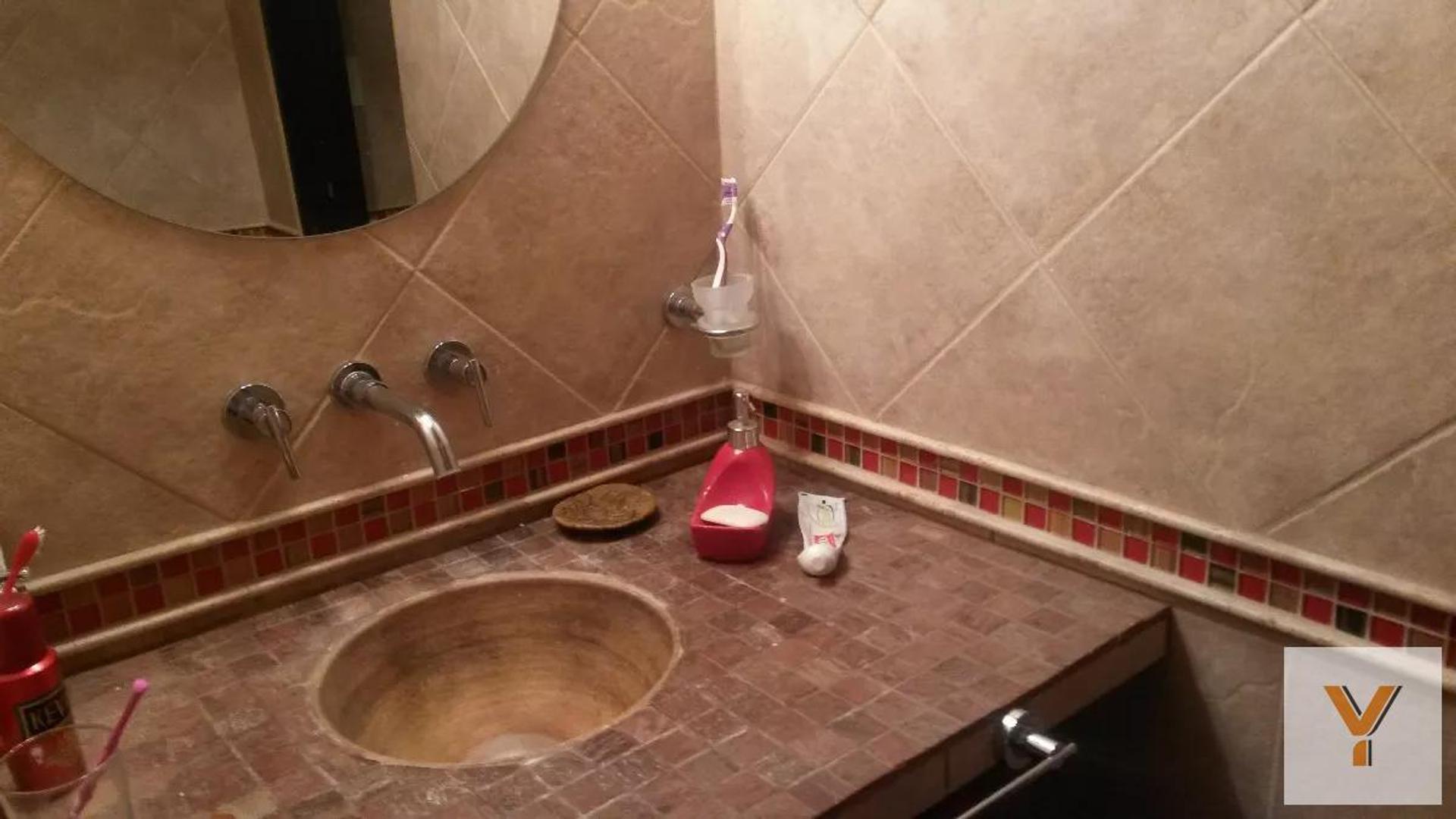 Casa Quinta en venta - 3 Dormitorios 1 Baño - 2.109,37Mts2 - Chascomús