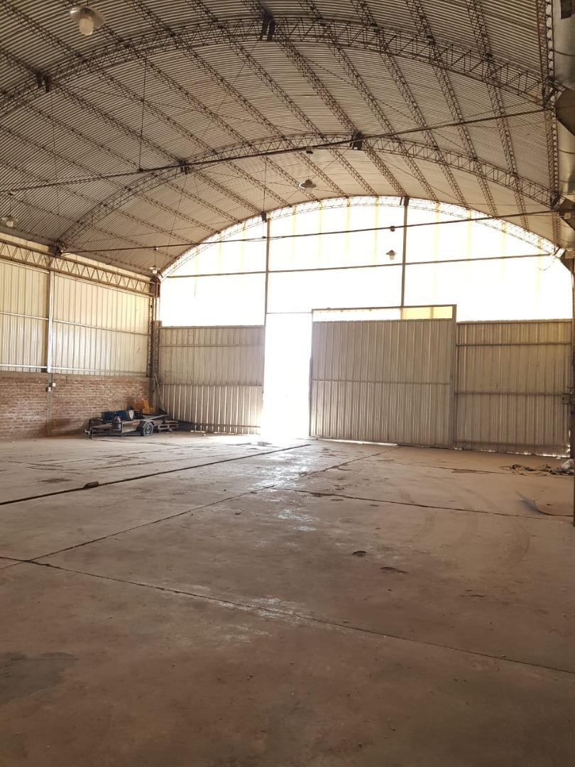 Galpon en Alquiler en Luzuriaga, USD 2.200