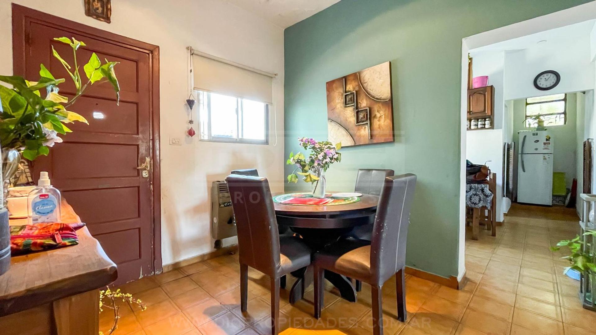 Depto Tipo Casa en Venta en Munro-Oeste, USD 120.000