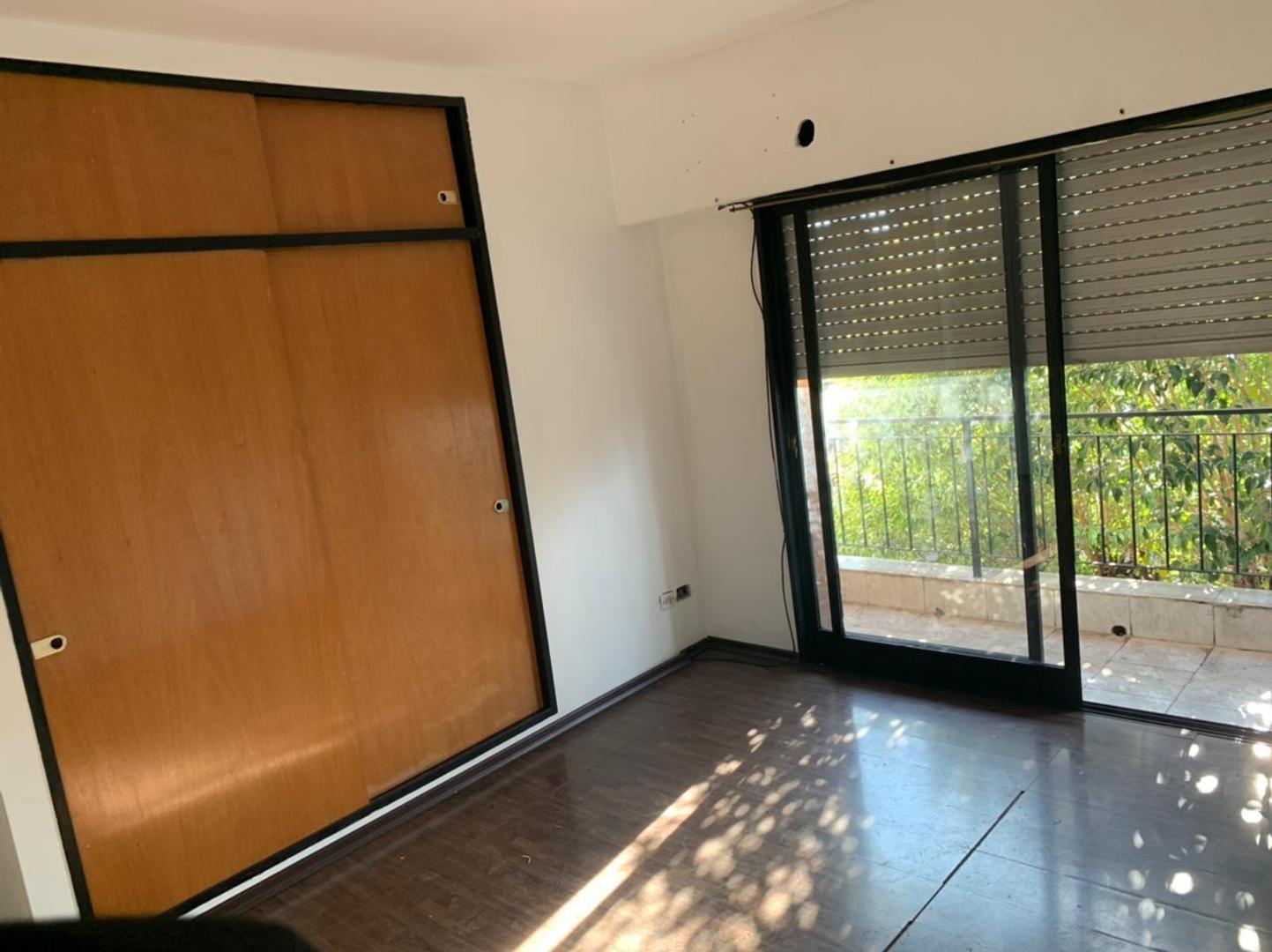 DPTO 2 AMB. AL FTE CO BALCON Y PATIO