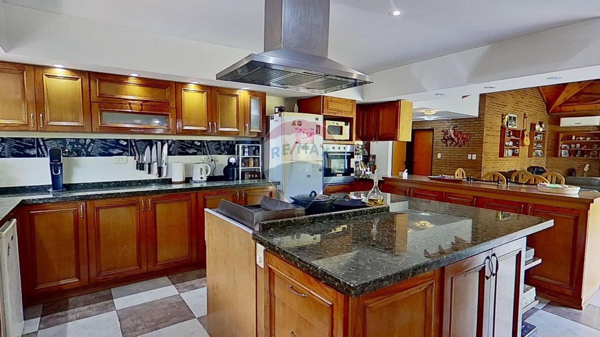 VENTA CASA 5 AMBIENTES BARRIO LA CELIA EZEIZA