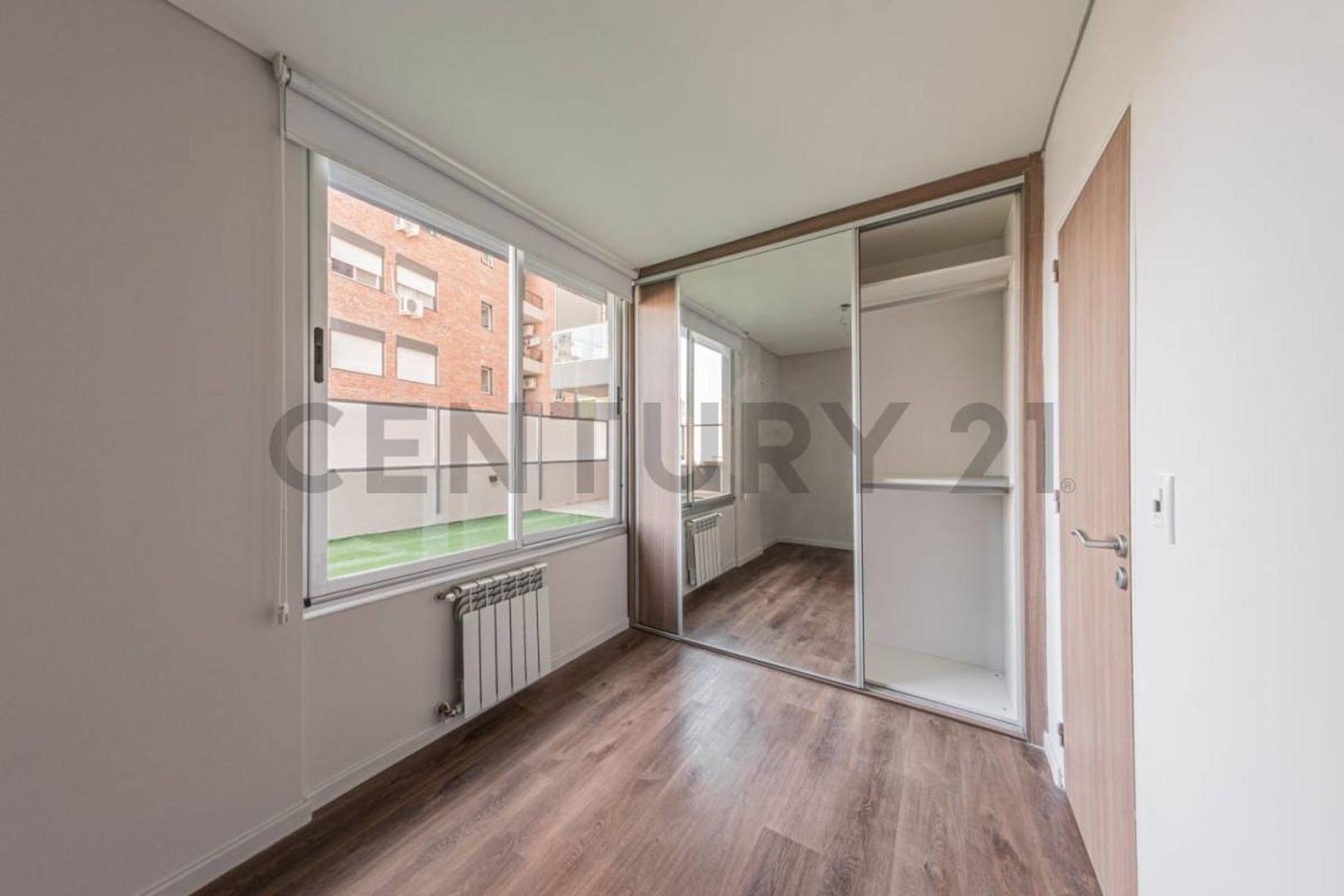Venta Departamento de 3 Dormitorios con patio | Abasto, Rosario
