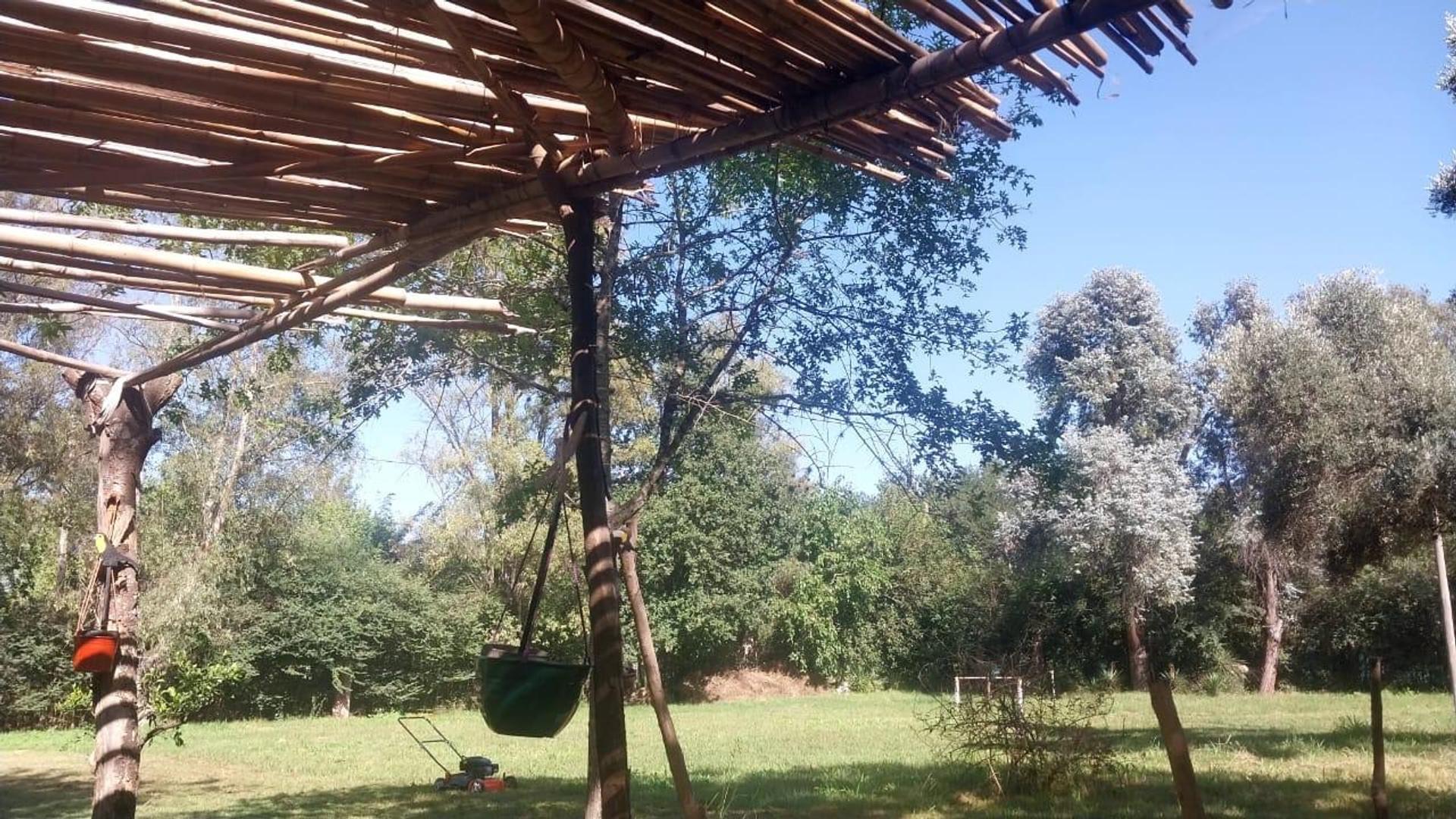 Casa en Alquiler con 5 cocheras