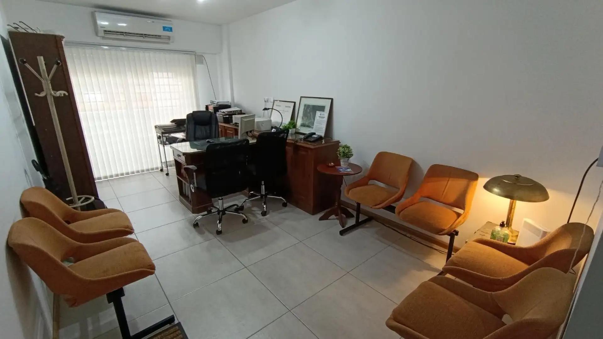 3 Ambientes Venta - 56 m2 - W Tata 4600 -  Caseros