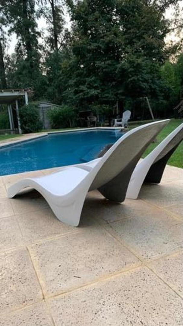 Casa 4 ambientes con 5 baños