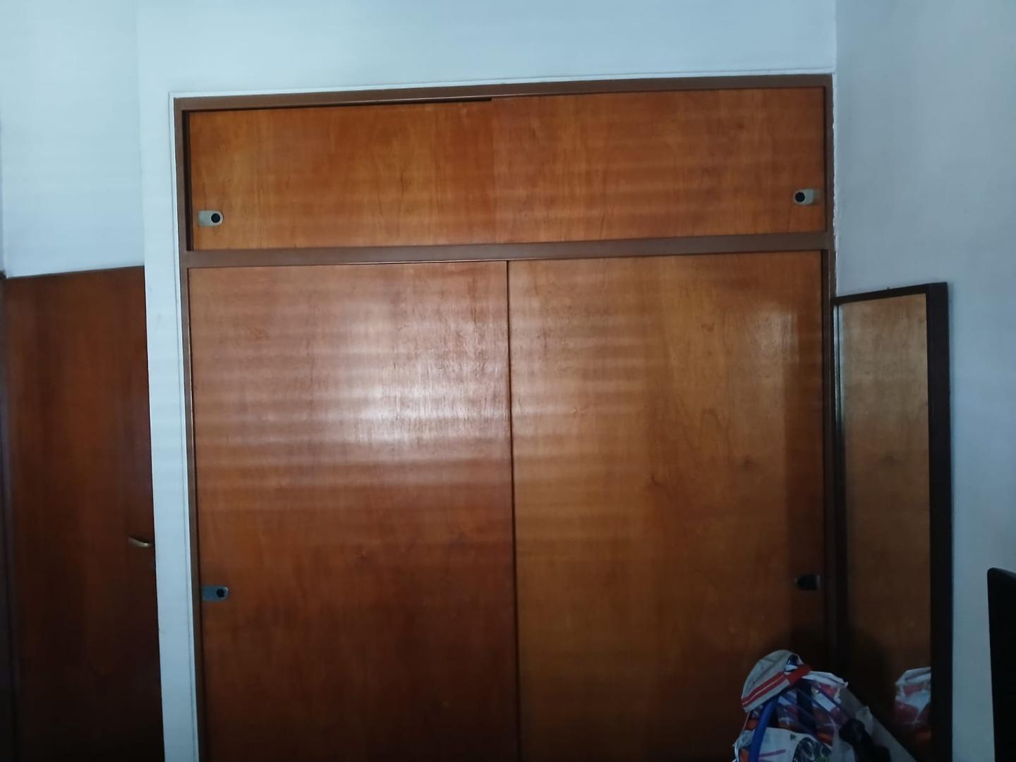 Depto Tipo Casa 4 ambientes con 2 baños