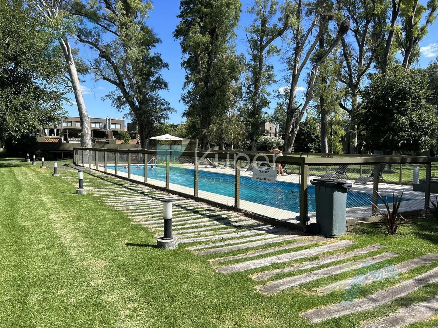 Departamento en Venta en Aparts del Pinazo, USD 100.000