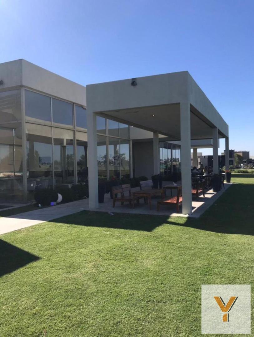 Terreno en venta - 748mts2 - Horizontes Al Sur