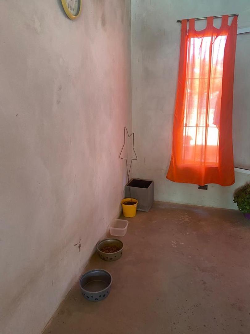 Casa 3 ambientes con 2 baños