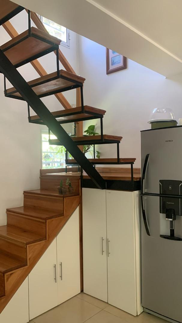 Depto Tipo Casa 4 ambientes con 2 baños