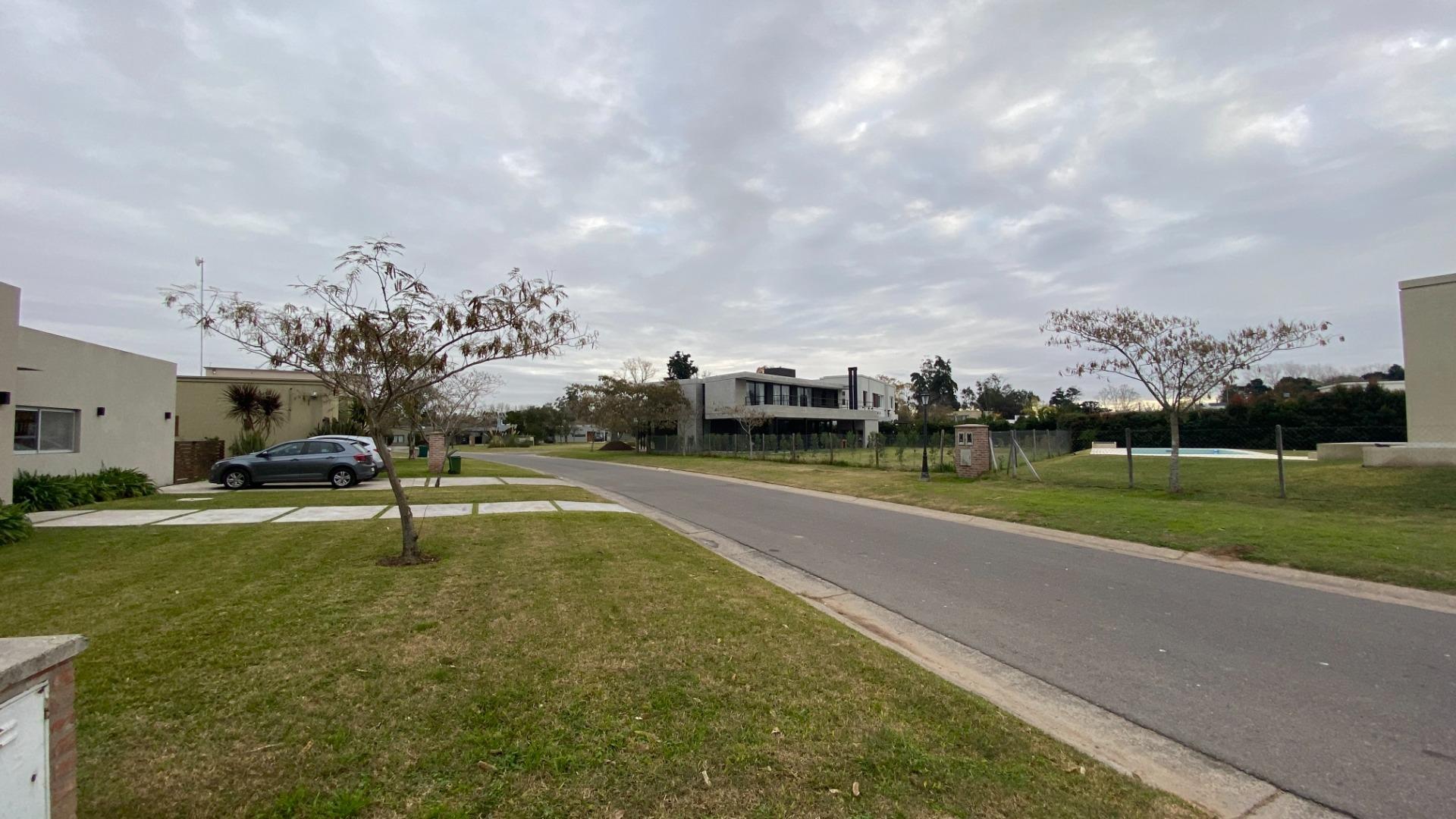 Lote interno en venta, al norte, A3, B° San Matias, Escobar